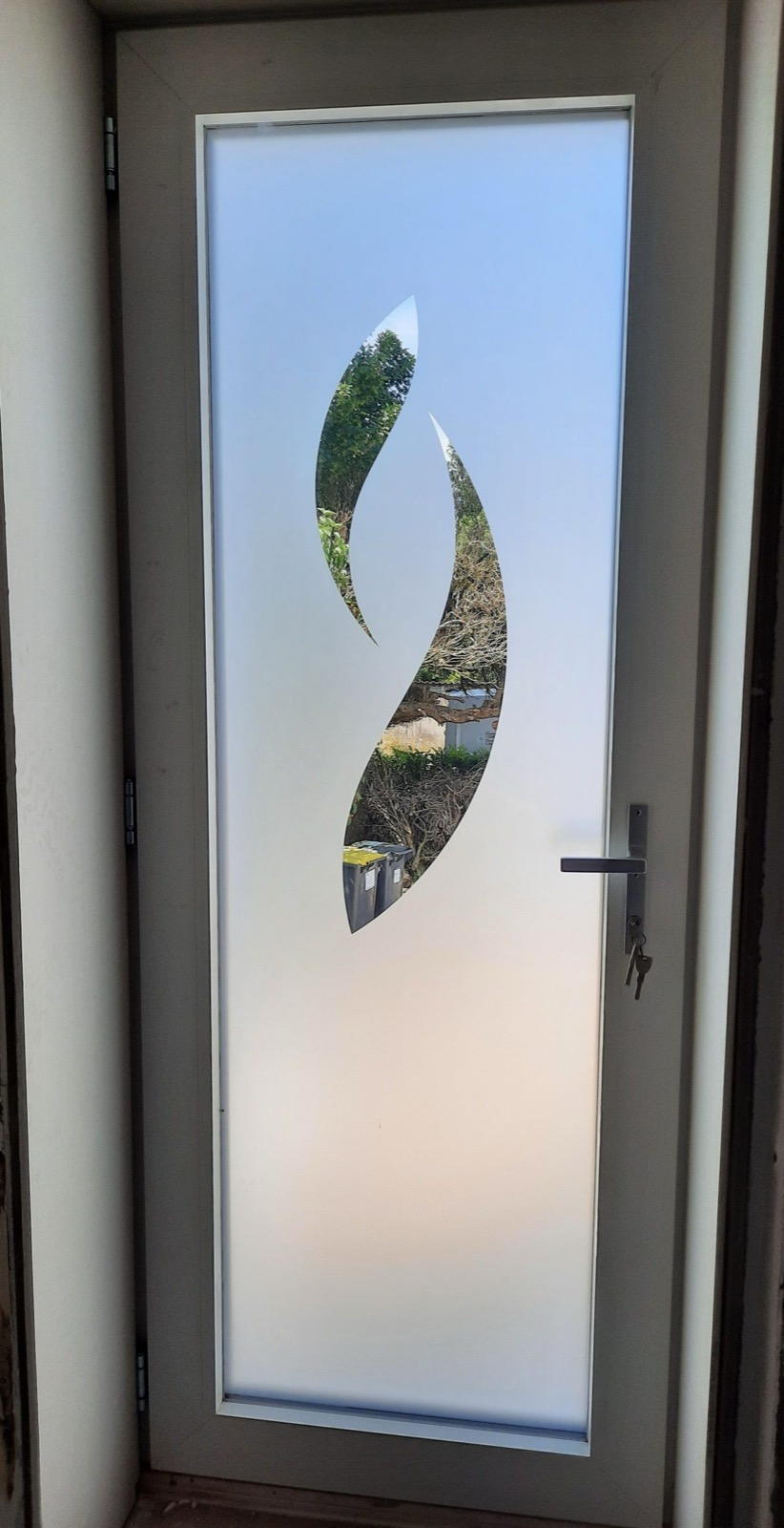 Porte d'entrée vitrée premium